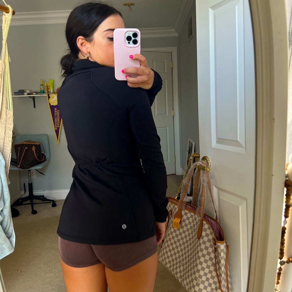 Lululemon quarter zip define jacket black size 4